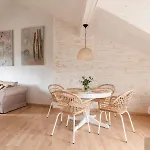 Apart-center Motola Daire
