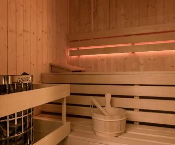 아파트 Apart-center Motola 자코파네