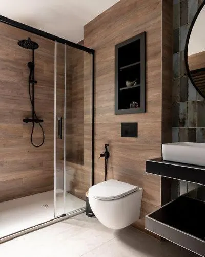 Apart-center Motola 자코파네